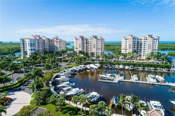 Bay Colony community — Naples FL